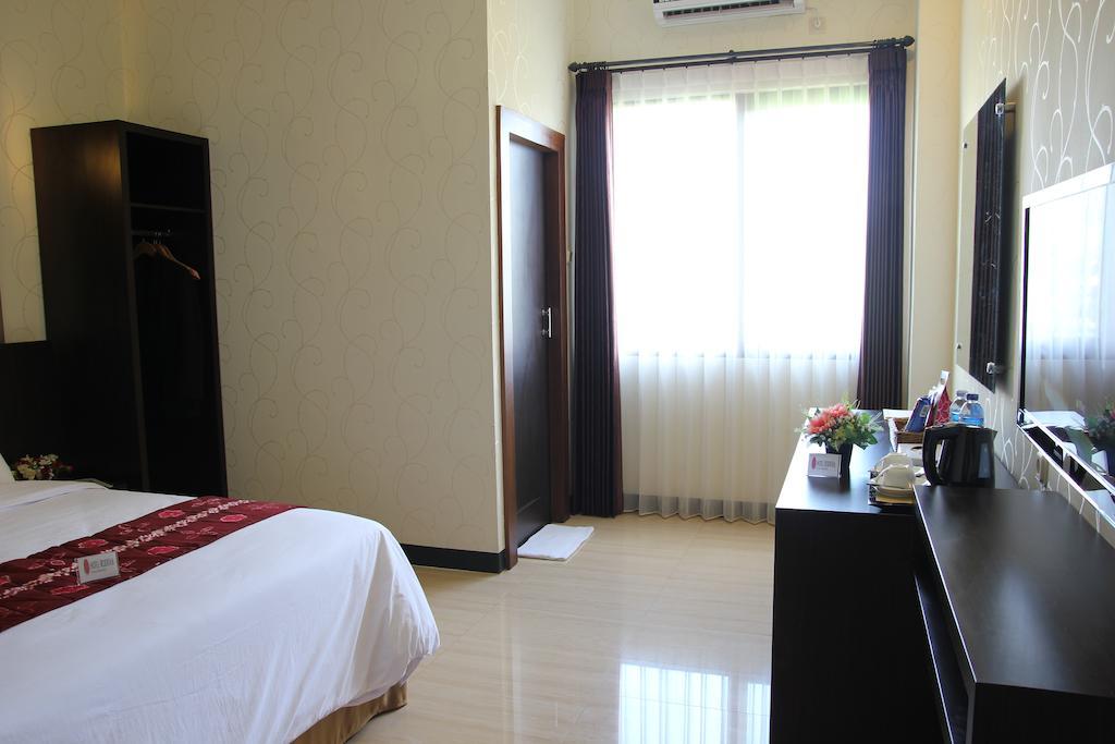 Hotel Roditha Banjarbaru Banjarmasin (South Kalimantan) Quarto foto