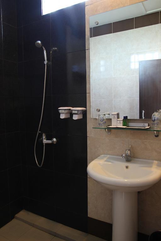 Hotel Roditha Banjarbaru Banjarmasin (South Kalimantan) Quarto foto